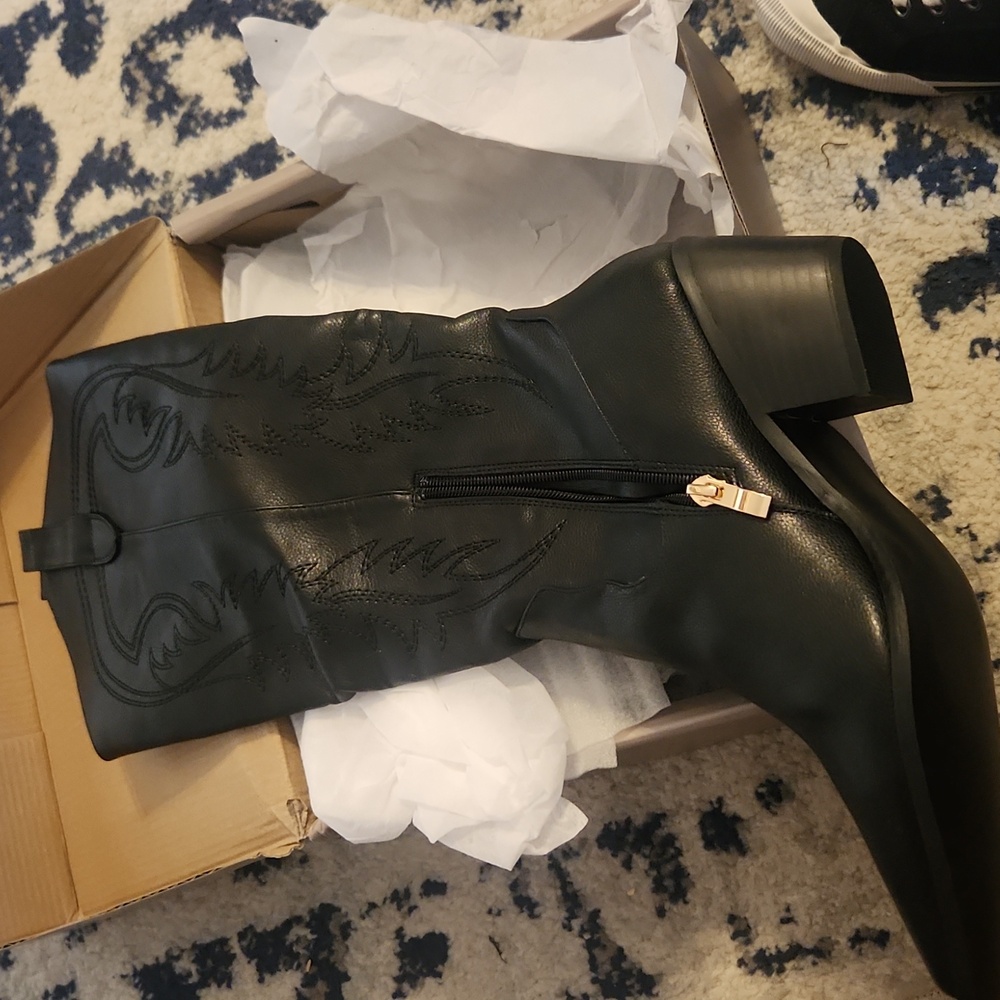 Amoji High Cowboy Style Boot